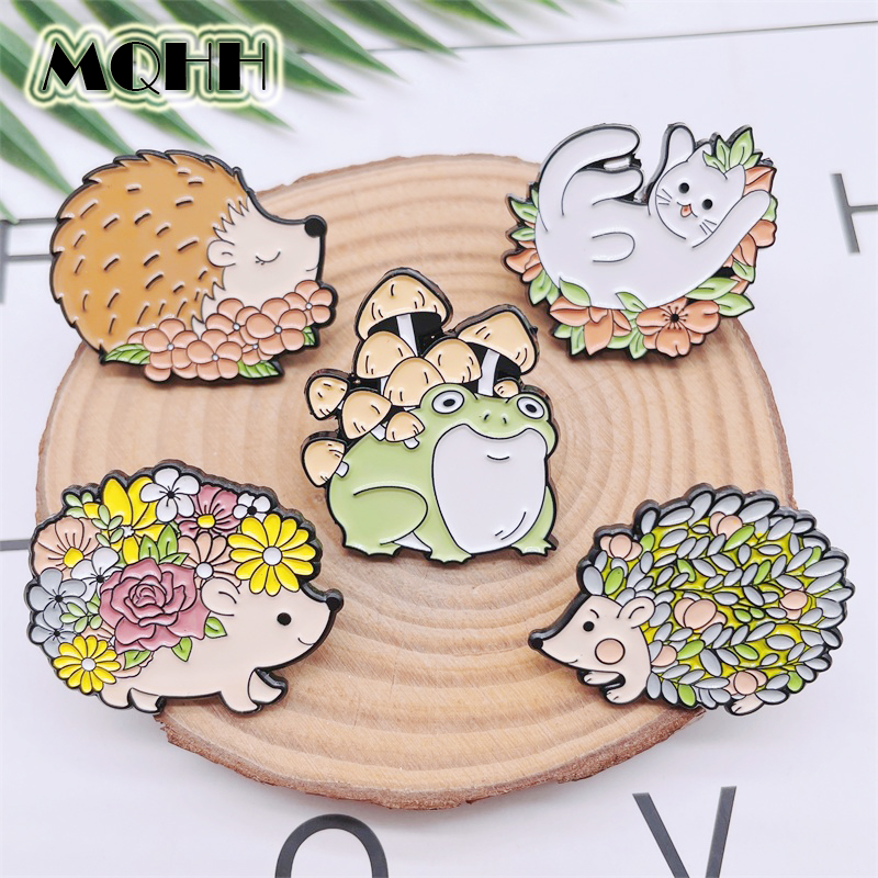 Flower Frog Pin - Creative Plants Flowers Animals Enamel Pins