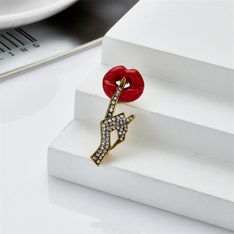 YAOLOGE Novel Chic Flower Broo - Flower Frog Pin recensione e prezzo