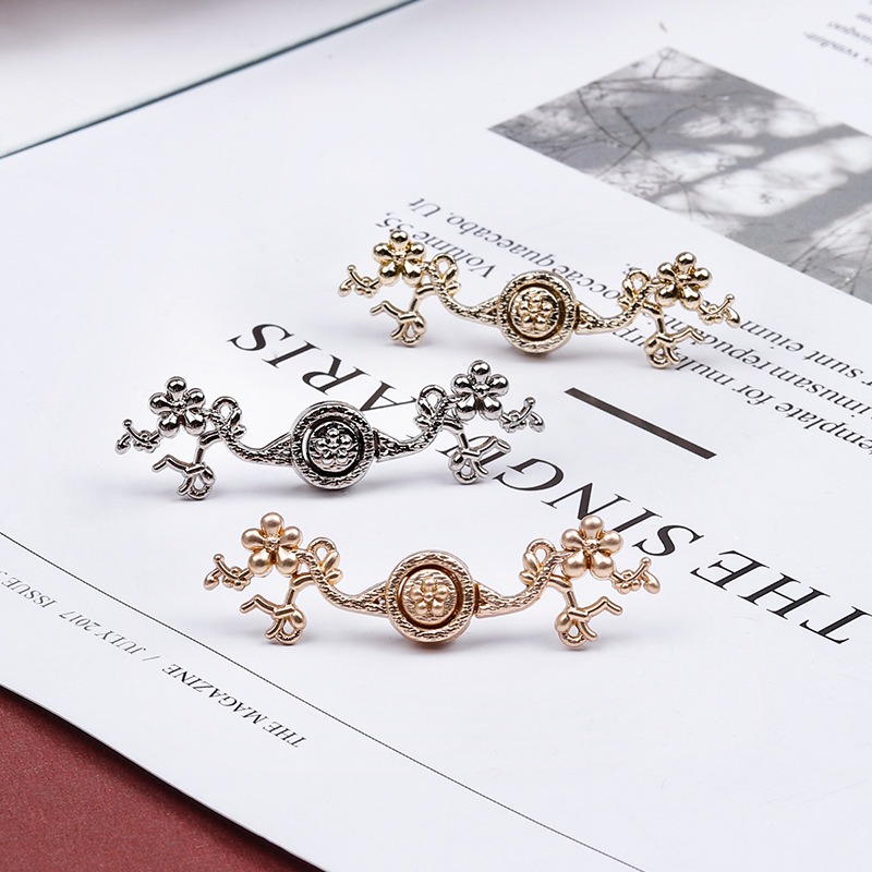 10pcs/set Crystal Pin Brooch C - Flower Frog Pin recensione e prezzo